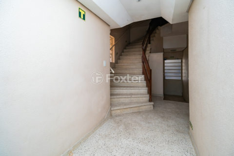 Image 44 - 979192