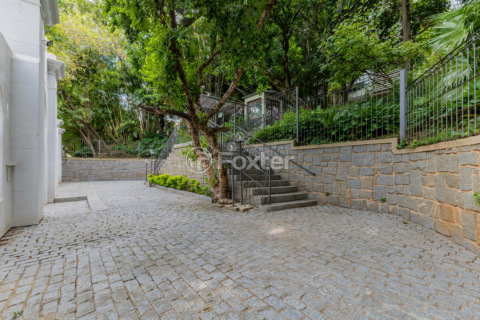 Image 73 - 144247