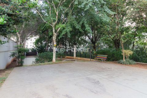 Image 56 - 1017239