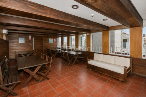 Image 44 - 1018262