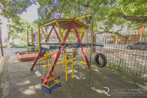 Image 34 - 1006160