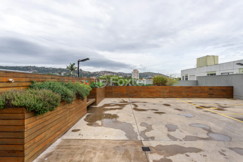 Image 70 - 215827