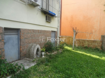 Image 39 - 267200