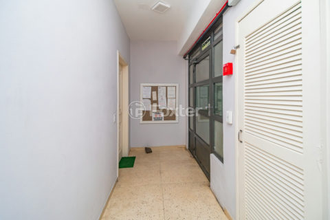 Image 32 - 1020643