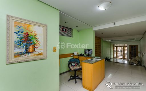 Image 32 - 884844