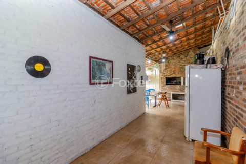 Image 35 - 220003