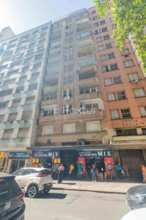 Image 28 - 957098