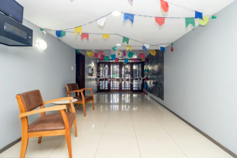 Image 28 - 827186