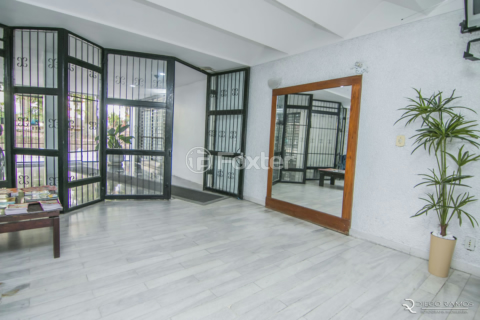Image 31 - 1011854