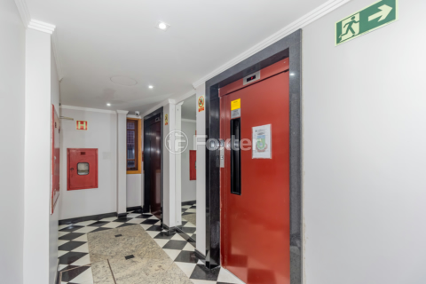 Image 85 - 877629