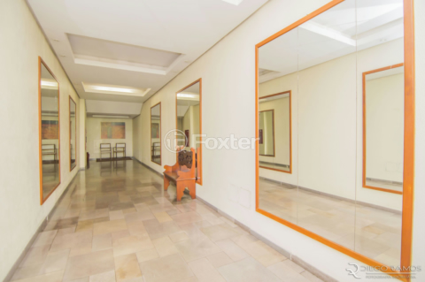 Image 41 - 999586