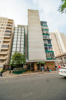 Image 17 - 946095