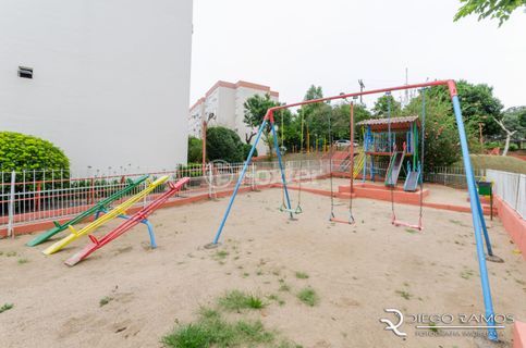 Image 34 - 828823