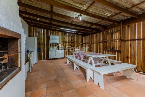 Image 32 - 958247
