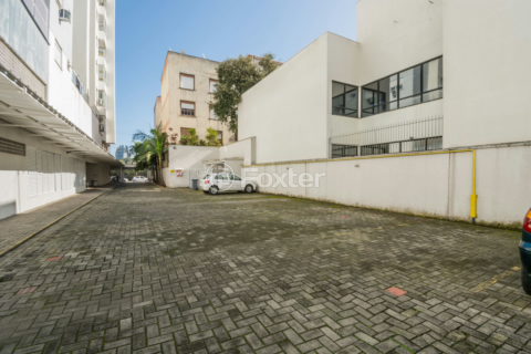 Image 34 - 999758