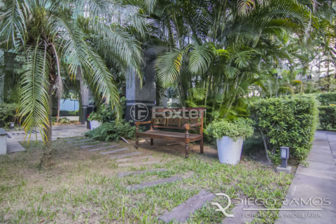 Image 37 - 981907