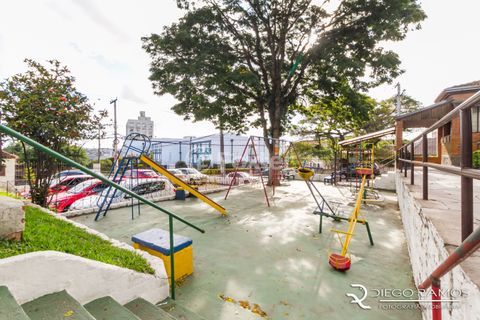 Image 23 - 966711