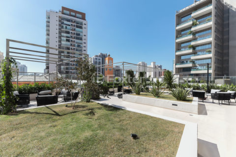Image 72 - 1016385