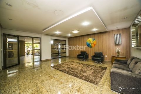 Image 23 - 833614