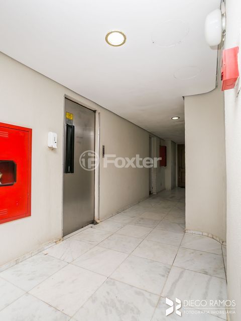 Image 30 - 954902