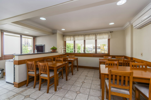 Image 42 - 367653