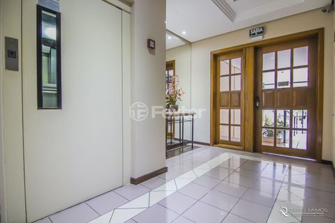 Image 37 - 1007000