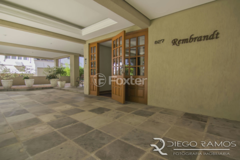 Image 30 - 916010