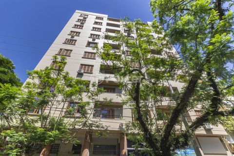 Image 26 - 1005784