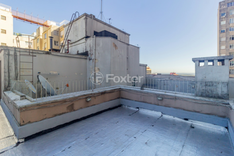 Image 30 - 895155