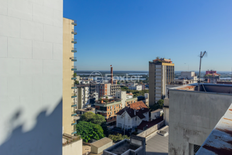 Image 31 - 895155