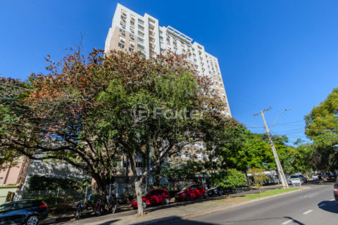 Image 30 - 971576