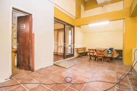 Image 39 - 1009588