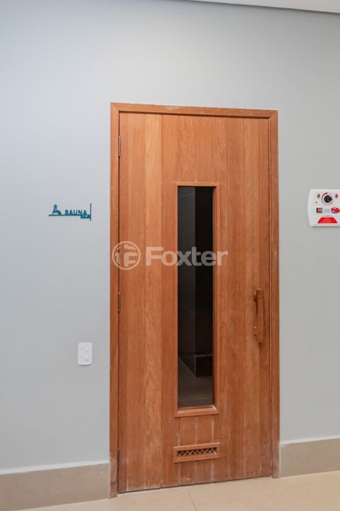 Image 34 - 868090