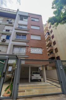 Image 4 - 1000988