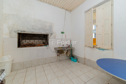 Image 22 - 878678