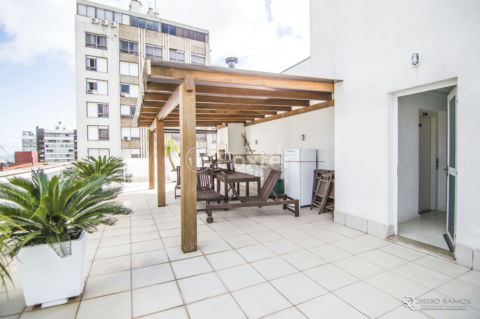 Image 24 - 735678