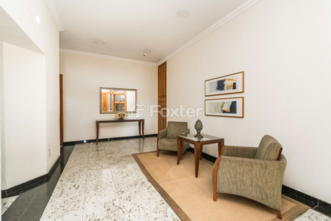 Image 34 - 1008394