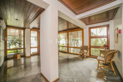 Image 38 - 1020680