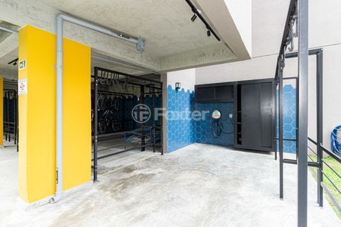 Image 36 - 949930