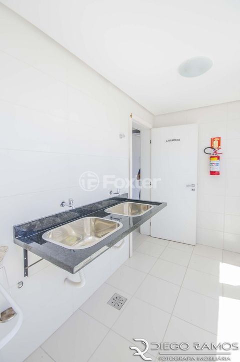 Image 34 - 1018747