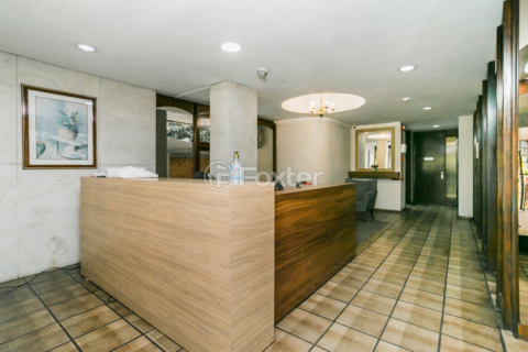 Image 25 - 225693