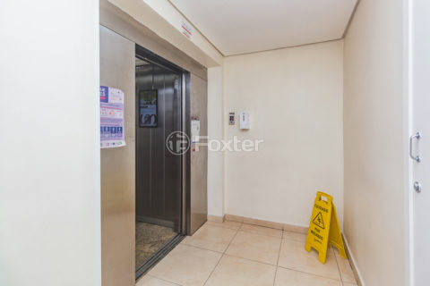 Image 102 - 268576