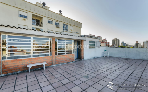 Image 33 - 1012703