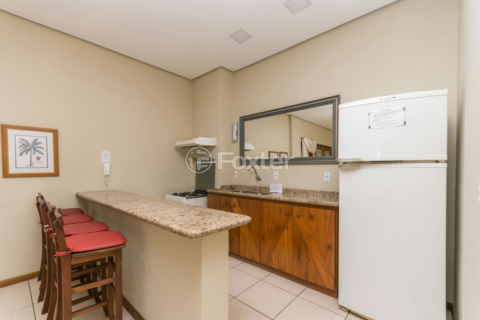 Image 38 - 995945