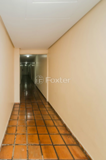 Image 7 - 7935