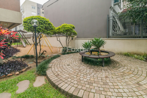 Image 11 - 7935