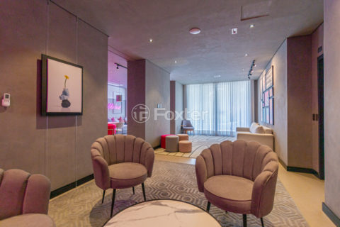 Image 42 - 1020257