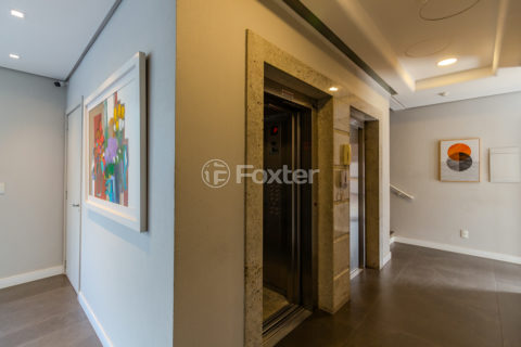 Image 39 - 1017805