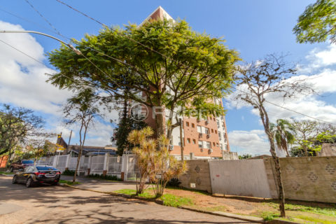 Image 32 - 1017805