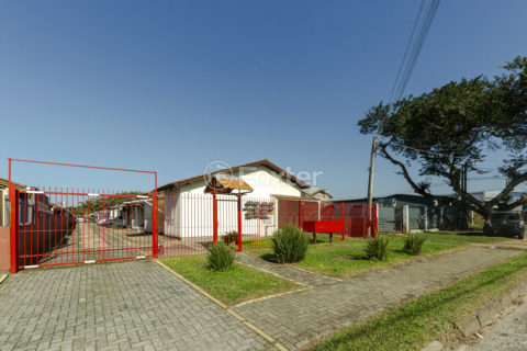Image 8 - 856226